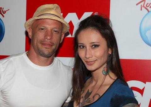  Ami James tatua famosos no Rock in Rio